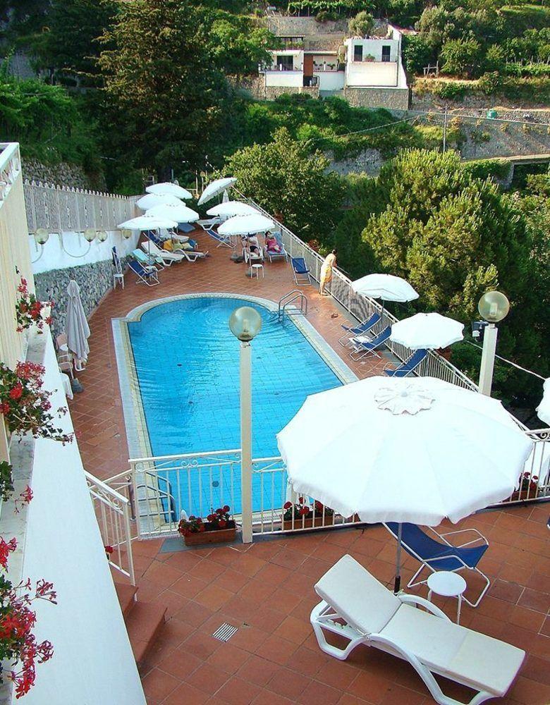Hotel Zi'Ntonio Scala Exterior foto